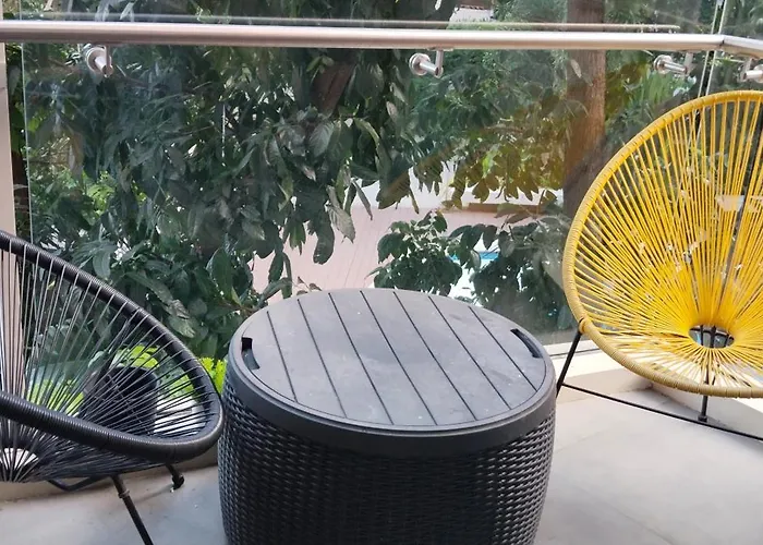 Tambuli 1 Bedroom Beachfront アパート マクタン