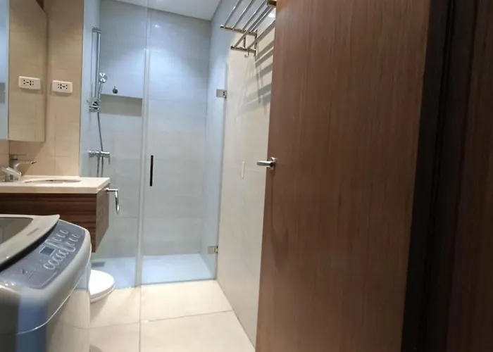 Tambuli 1 Bedroom Beachfront アパート マクタン